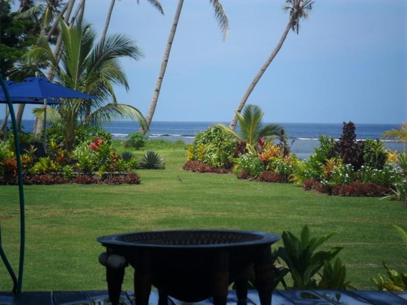 Aroha Taveuni Beachfront Bures Waiyevo Bagian luar foto